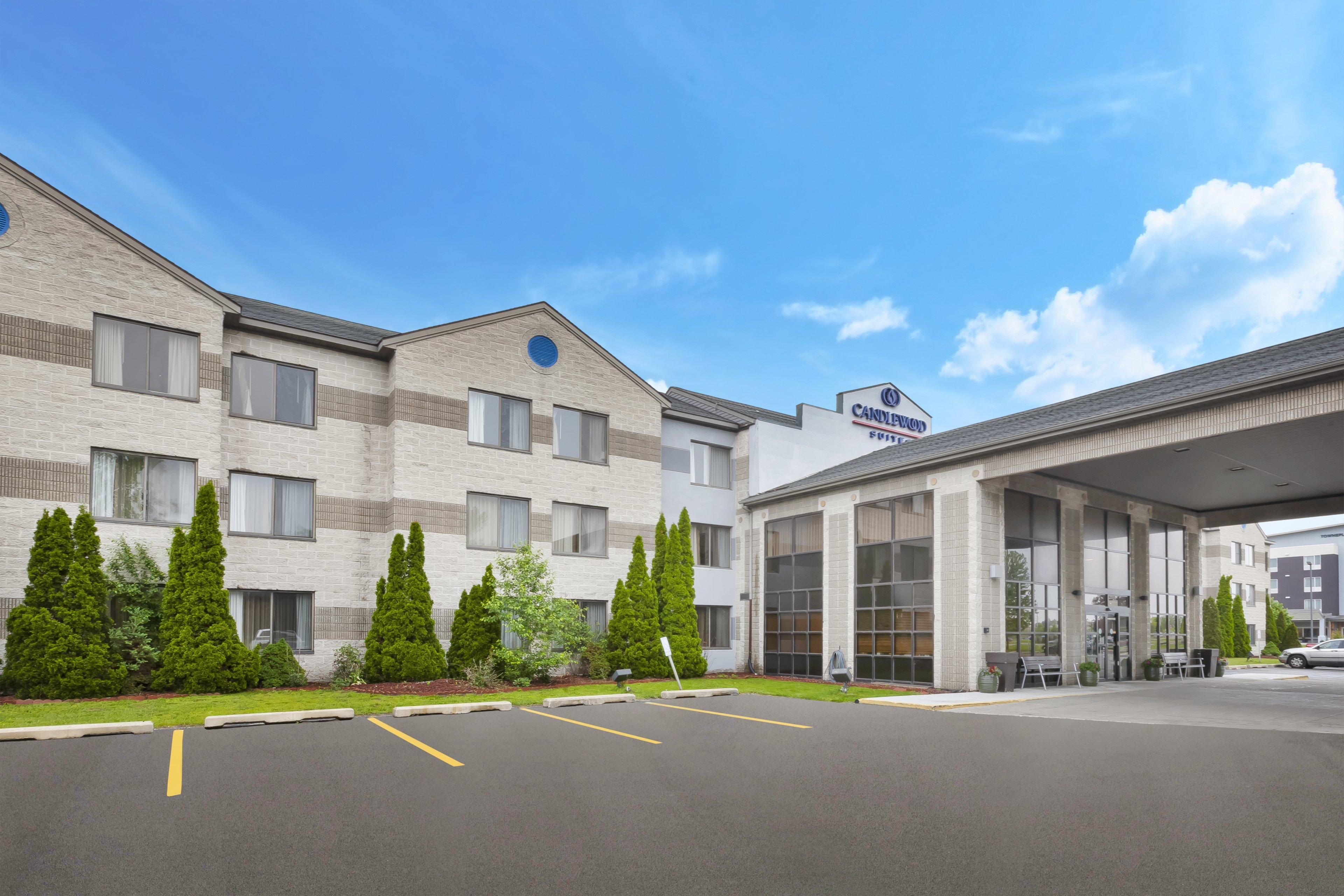 Candlewood Suites Grand Rapids Airport By Ihg Cascade Eksteriør billede