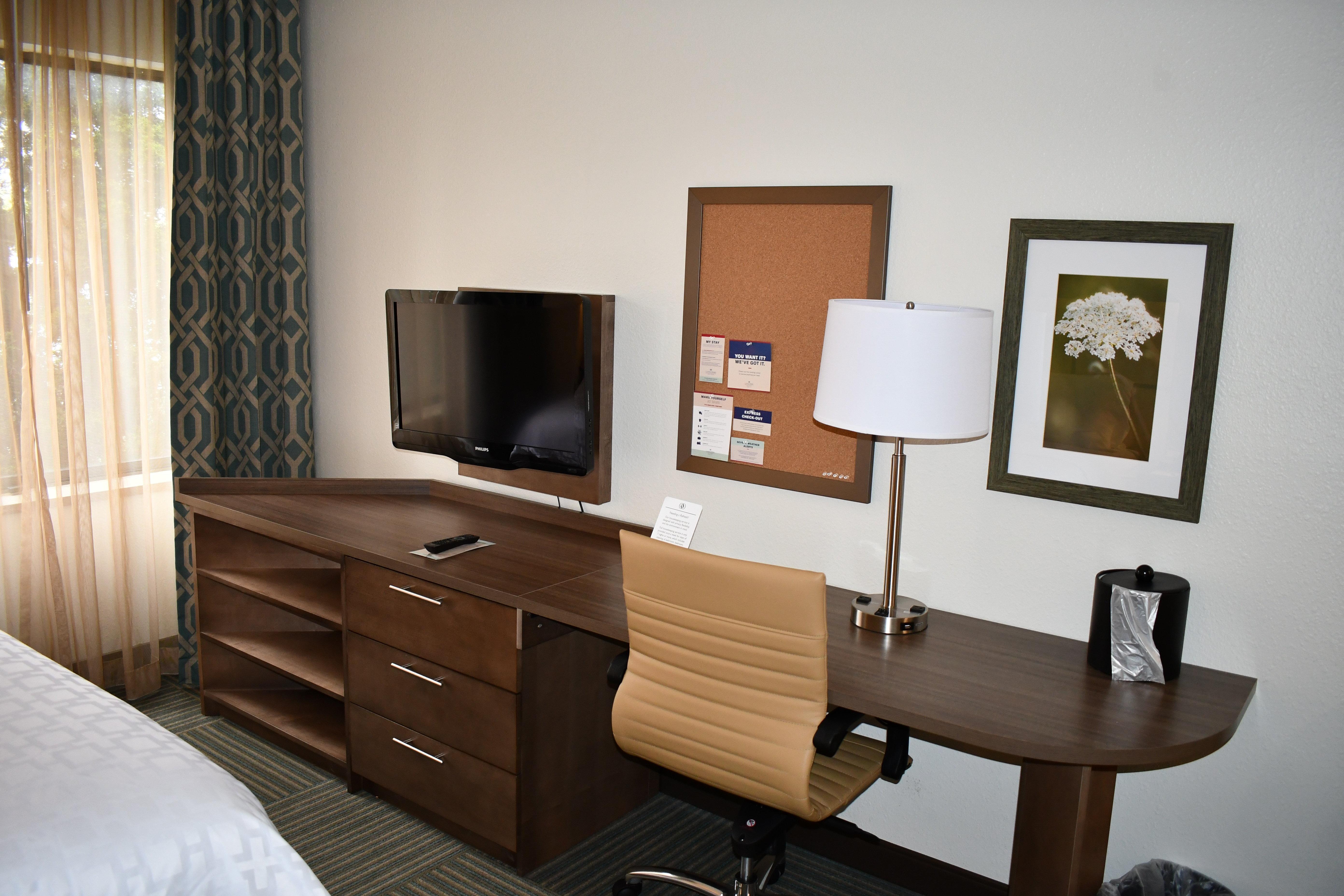 Candlewood Suites Grand Rapids Airport By Ihg Cascade Eksteriør billede
