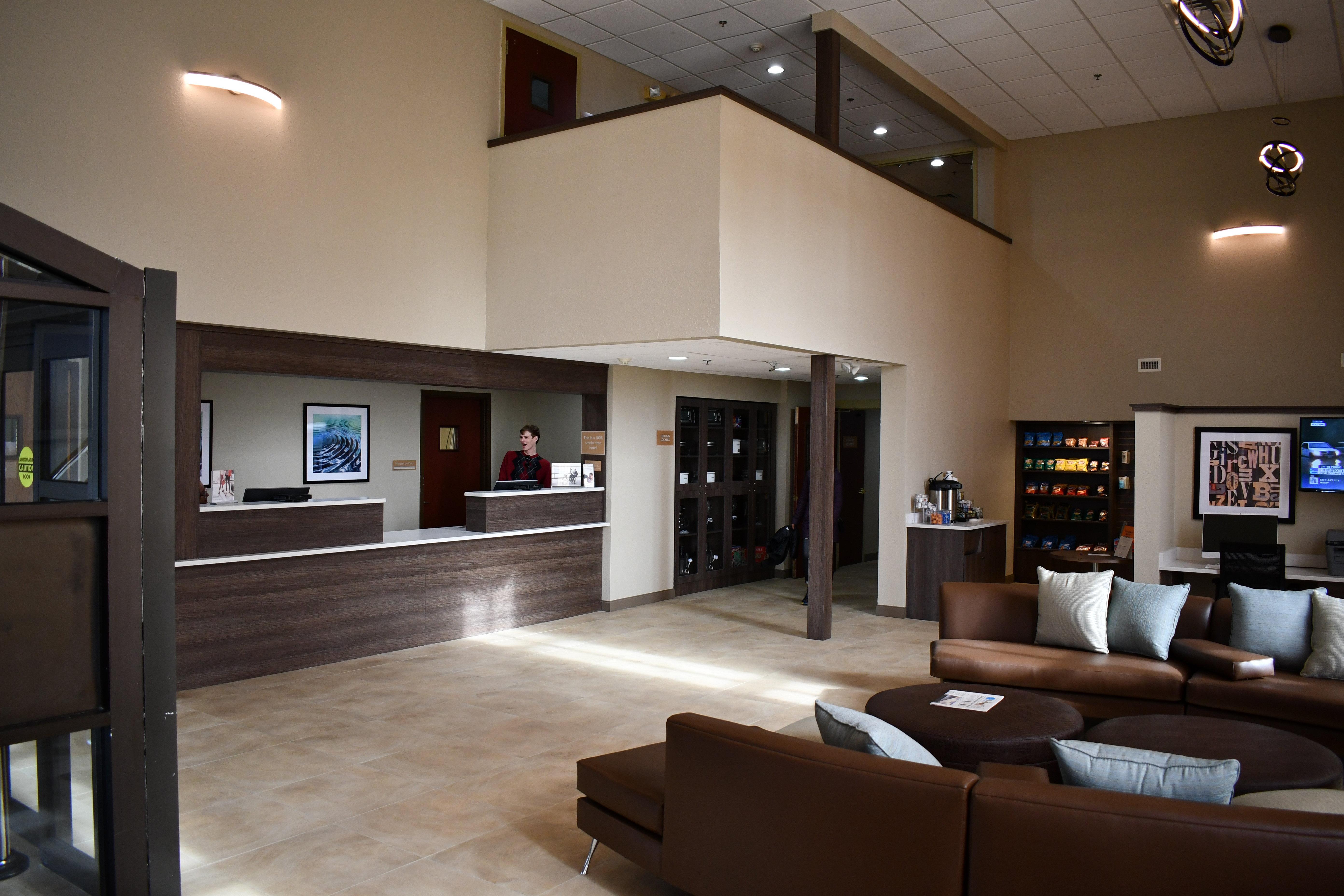 Candlewood Suites Grand Rapids Airport By Ihg Cascade Eksteriør billede