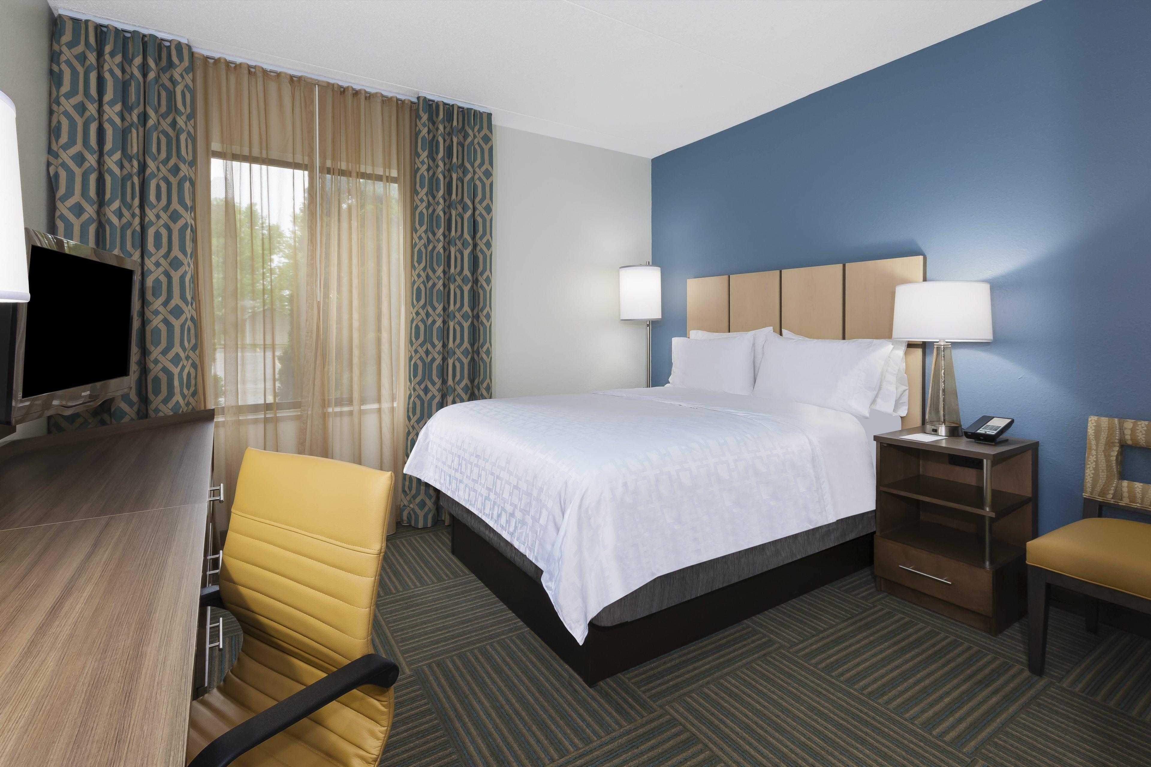 Candlewood Suites Grand Rapids Airport By Ihg Cascade Eksteriør billede