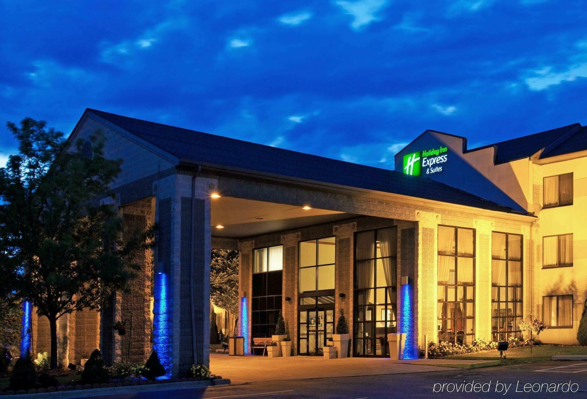Candlewood Suites Grand Rapids Airport By Ihg Cascade Eksteriør billede
